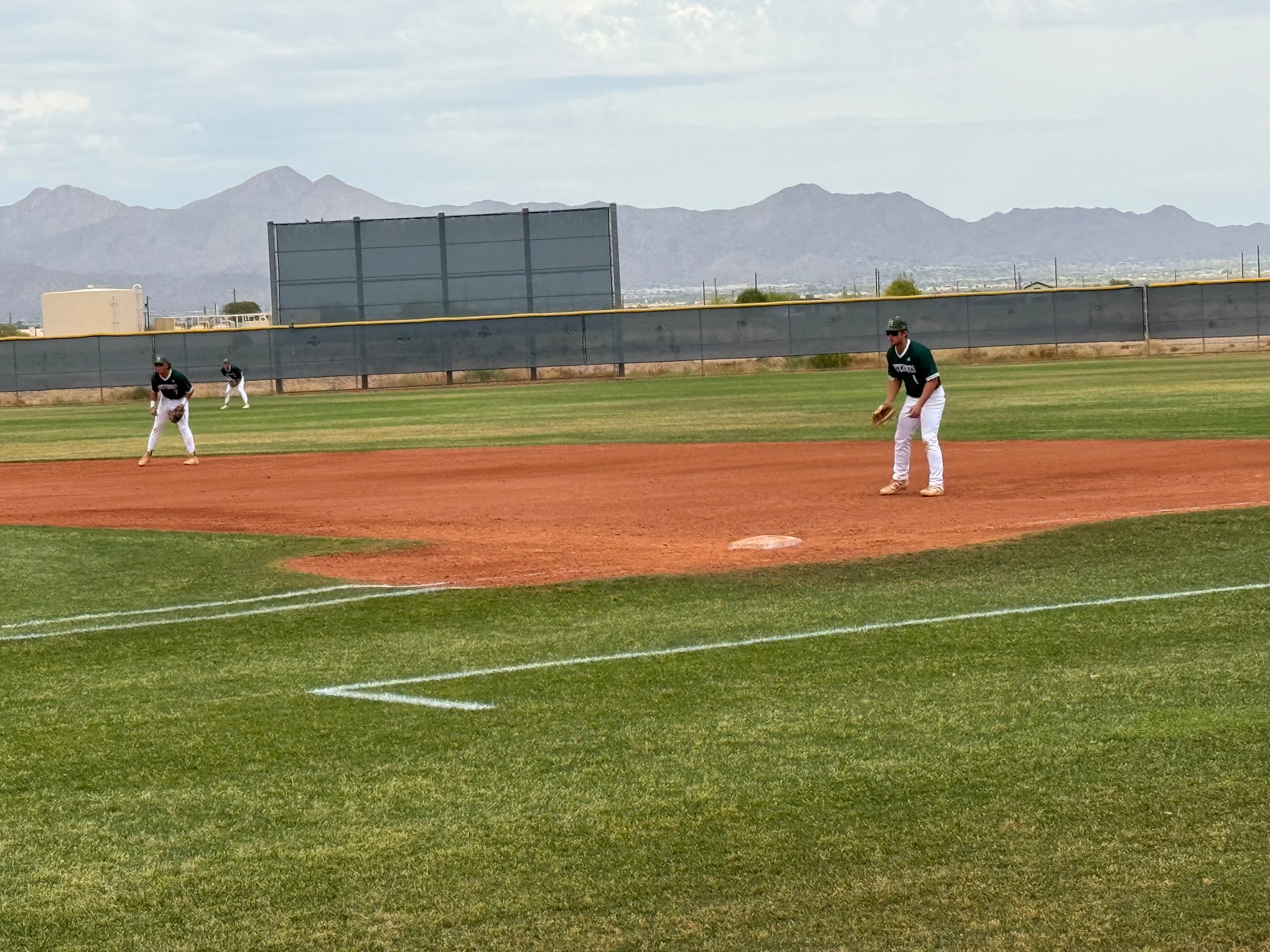 Artichokes sweep Bears; Move into second place