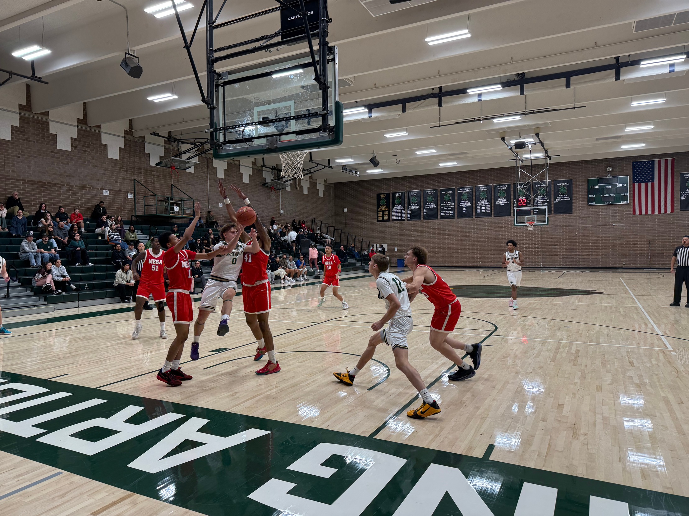Artichokes run away from Mesa